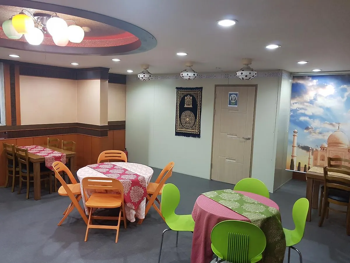 Gimhae فندق كلاود 9 2*,  كوريا الجنوبية