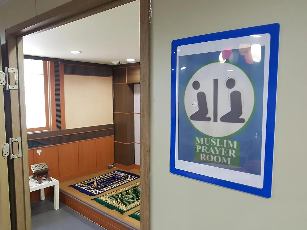 Gimhae فندق كلاود 9 موتيل